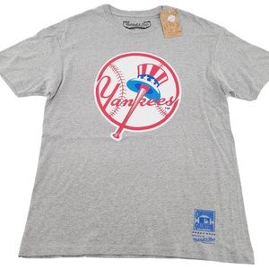 Mitchell & Ness Cooperstown Collection Gray Yankees T shirt. With tags.